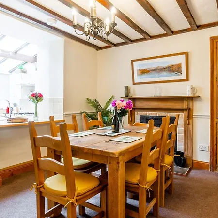 Honeycomb بيت للعطل *