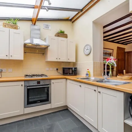 3 Bed In Oc-lr087 度假居