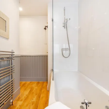 3 Bed In Oc-lr087 温德米尔
