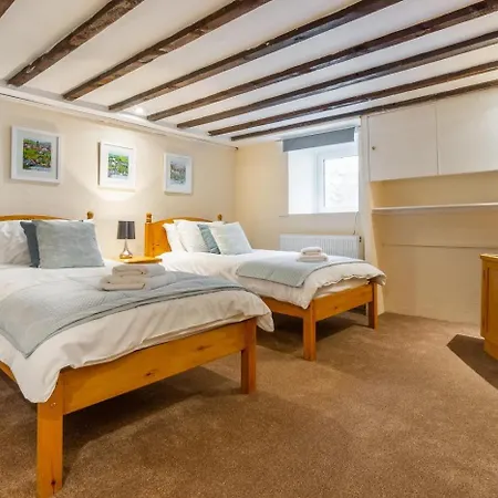 3 Bed In Oc-lr087 度假居